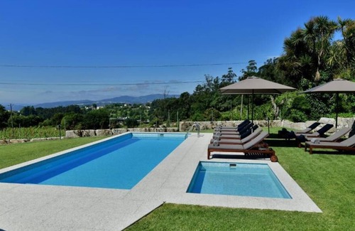 Beijos Otro | Vila Coura - Agroturismo