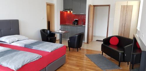 Bezigrad District Apartamento | Vila Ema Apartments and Rooms