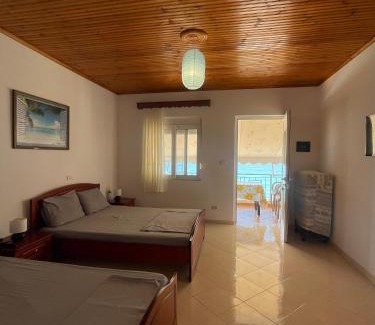 Qazim Pali Casa | Vila Gusti
