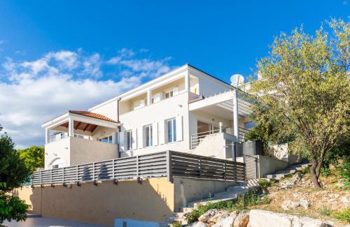 Tice Villa | vila ivan i ian