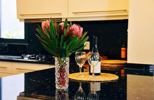 Canhas Casa | Vila Juntos by Your Madeira Rentals