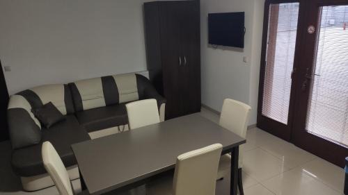 Velky Meder Apartamento | Vila Lexus