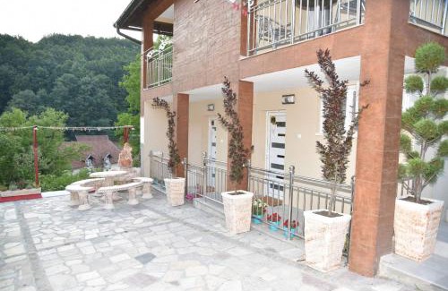 Sumadija Apartamento | Vila Lux Nedeljkovic Gornja Trepca