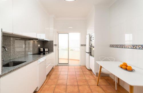 Porto de Mos Apartamento | Vila Mós by Algarve Golden Properties