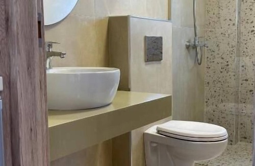 Himare Hotel | Vila Milo