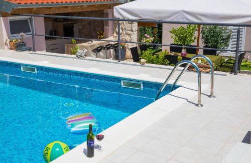 Zupa dubrovacka Casa | Vila Mirela