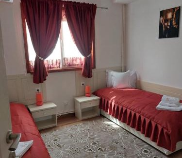 Sacueni Casa | VILA ONIX