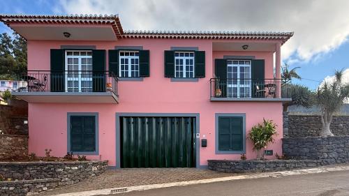 Canhas Casa | Vila Rocha Do Sol 59A - Ensuite Room With Balcony View