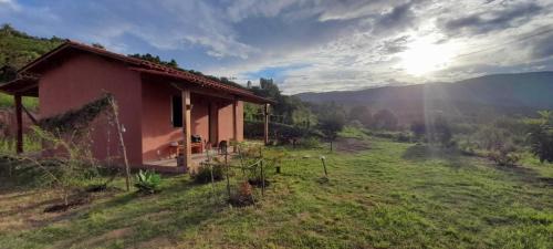 Ibicoara Casa | Vila Sincorá - Chalé para 4 pessoas com cozinha a 2 km da portaria da Cachoeira do Buracão