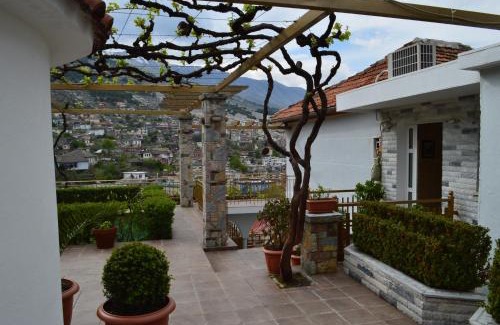 Gjirokaster Villa | VILA SS KEKEZI