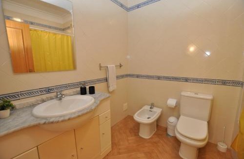 Vale de Carro Apartamento | Vila Sul Apartments by OCvillas