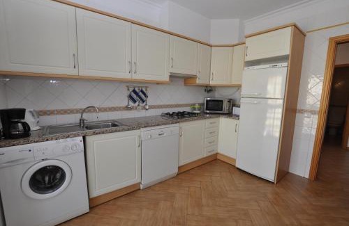 Vale de Carro Apartamento | Vila Sul Apartments by OCvillas