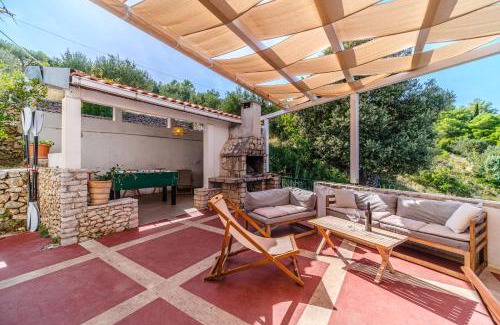 Cove Makarac (Milna) Apartamento | Vila Tudor