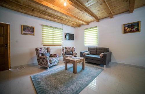 Tjentiste Apartamento | Vila "Volujak"