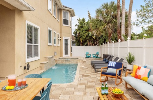 Vilano Beach Casa | Vilano Villa Near Beach w Saltwater Pool Spa Game Room Built-in Grill