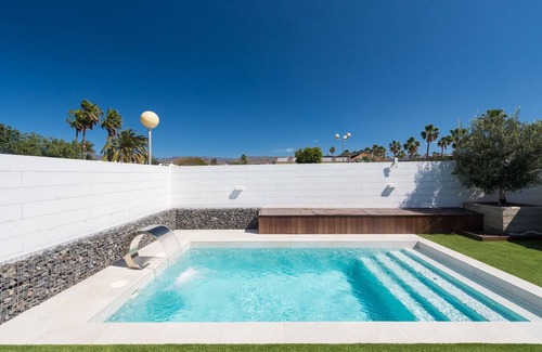 Maspalomas Chalet De Esquí | Villa en Maspalomas con Piscina Privada