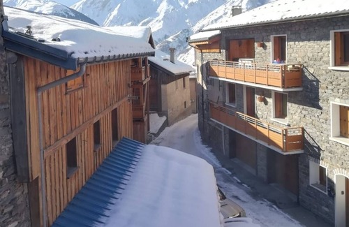 Villarabout Chalet De Esquí | Casa de pueblo en el corazón de los "3 valles" - capacidad para 6