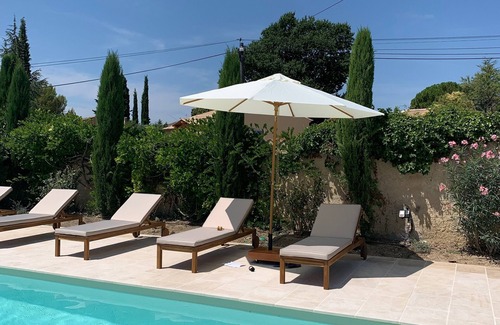 Saint-Martin-de-la-Brasque Villa | Villa Luberon Sud with swimming pool