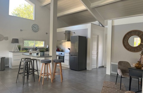 Vensac Villa | Villa à 5 Minutes de Locéan Dans un Cadre Magnifique