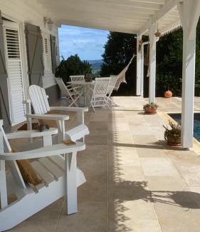 Riviere-Salee Casa | Villa 1 de standing 80m2 avec piscine et vue imprenable sur la mer et sur la campagne