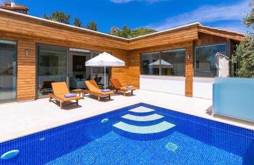 Islamlar Villa | Villa 1 Sleeps 2 Honeymoon Isolated Infinity-Villa Orkide