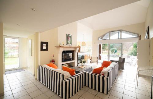 Moliets-et-Maa Casa | Villa 145 m near ocean with pool and garden