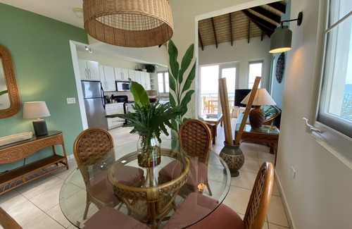 Stella Villa | Villa 2 at Casa Aguas Azules - 2-Bedroom Beachfront Villa with Pool