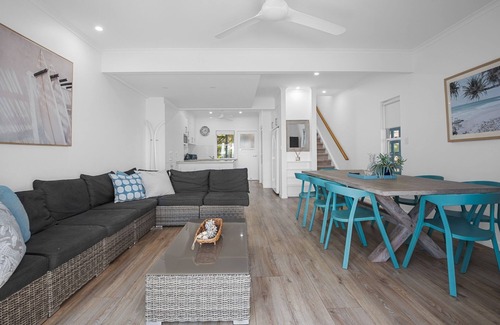Brisbane Casa | Villa 21 Tangalooma Beachfront