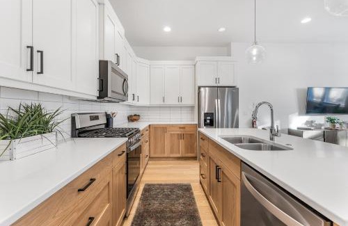Bloomington Casa | Villa #25 at Bloomington Country Club - Villa Vibes townhouse