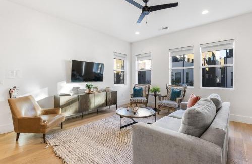 Bloomington Casa | Villa #25 at Bloomington Country Club - Villa Vibes townhouse