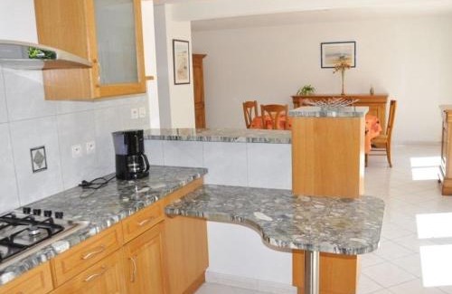 Tregastel Casa | Villa 3 étoiles avec terrasse, jardin clos et garage à 600m de la mer, Trégastel - FR-1-368-268
