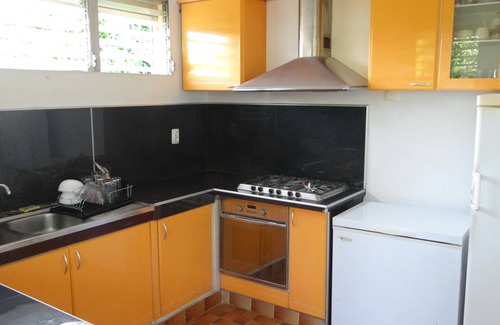 Le Morne-Vert Casa | Villa de 3 dormitorios en zona tranquila arbolada y florida - vistas al mar y al campo