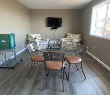 Lake Ozark Casa | Villa #3 Sleep 6-Bachelor/Bachelorette Parties!