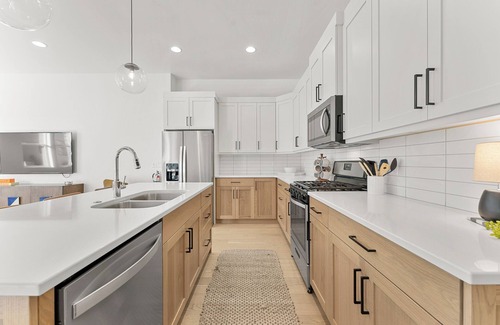 Bloomington Casa | Villa #30 at Bloomington Country Club - Red Cliffs: Pool, Golf, Restaurant