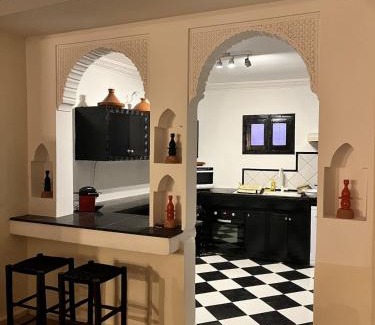 Oulad Hassoune Villa | Villa 4 chambres avec grande piscine privée
