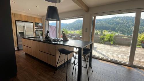 Gerardmer Villa | Villa 4 Saisons, avec piscine chauffée et jacuzzi