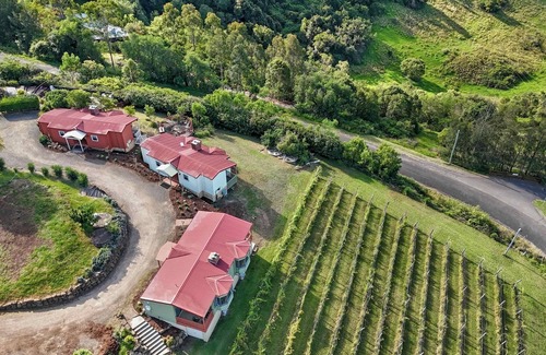 Mount View Villa | Bimbadeen Estate, Villa 5 - ¡Una habitación romántica con vista!
