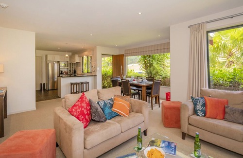 Pauanui Casa | Villa 51 - Pauanui Holiday Home