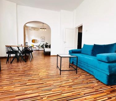 Old Town Apartamento | Villa 56*