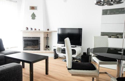 Lourinha Casa | Villa 6pax baby friendly Near Dino Park&Beaches