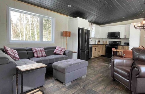 Baie-St-Paul Chalet De Esquí | Villa 7 - Trails, Spa & Tranquility in Nature