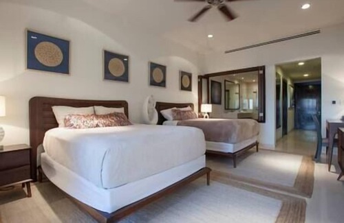 La Paz Villa | Luxurious Villa @ Vistamar, Puerta Cortes Resort