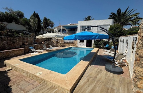 Costa de Benissa Villa | Villa '800m From Beach Benissa Calpe' con vistas al mar, Wi-Fi y aire acondicionado