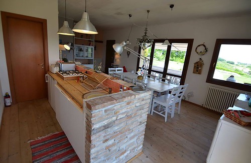 Falciano Villa | Villa a Rimini - Una hermosa casa en las colinas con vista panorámica al mar.