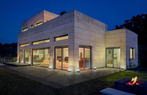 Quintans Chalet De Esquí | Villa A Varela