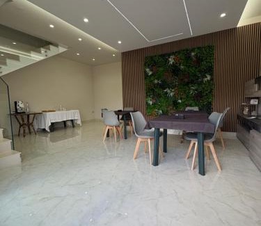 Scafati Cama Y Desayuno | Villa Abenante Pompei