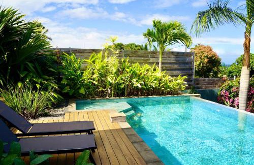 L'Etang-Sale Villa | Villa Acacias - Piscine et vue panoramique