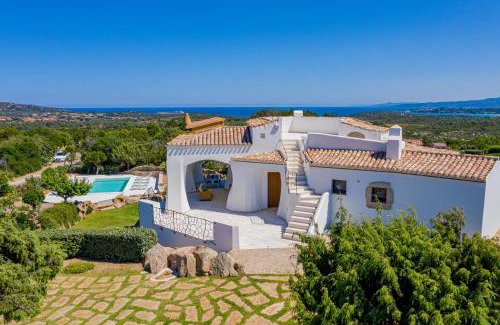 San Teodoro Villa | Villa Adele, con piscina a 700 mt dal mare