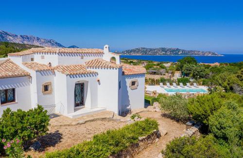 San Teodoro Villa | Villa Adele, con piscina a 700 mt dal mare
