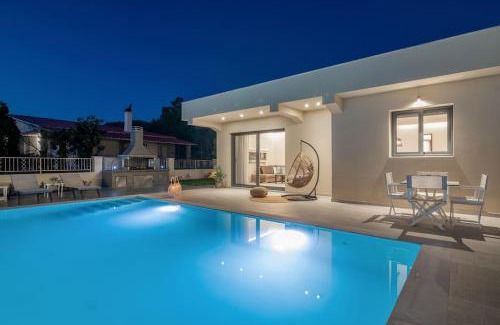 Kalamaki Villa | Villa Adiola, An Unrivalled Retreat